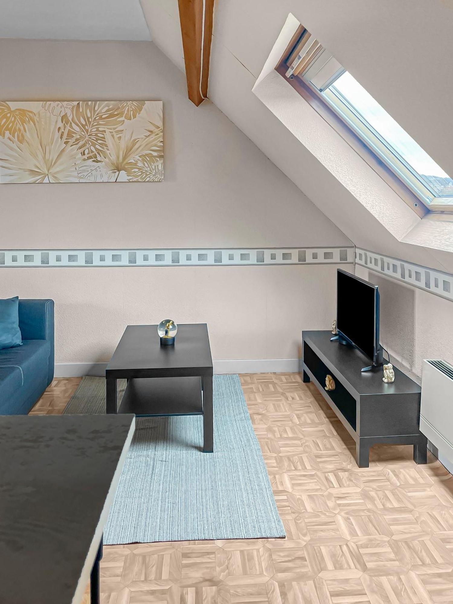 Pied-A-Terre A Montlucon Apartment Екстериор снимка