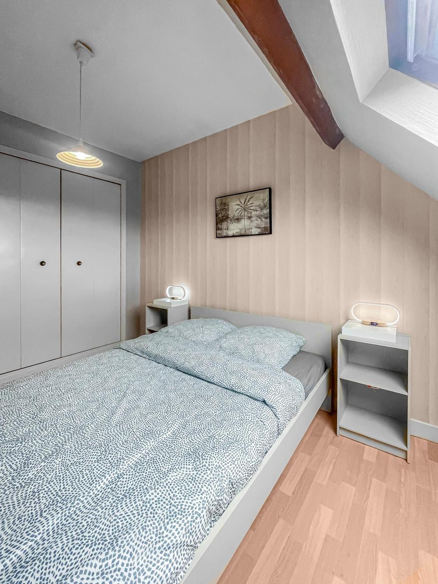 Pied-A-Terre A Montlucon Apartment Екстериор снимка